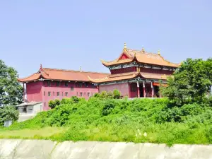 Guanghan Baima Temple