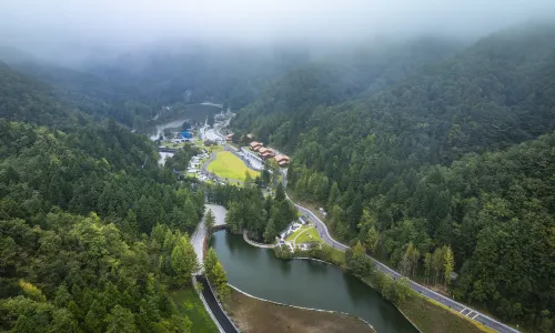 Shennong Tianchi Scenic Area