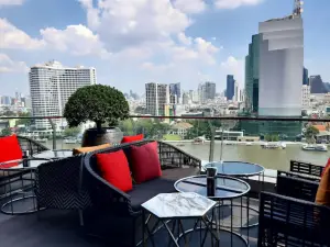 Fallabella River Front Icon Siam
