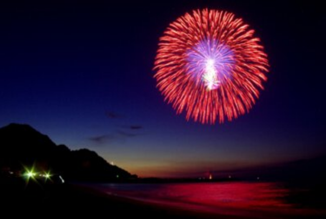 Hamasaka Furusato Summer Festival Fireworks Display | Shinonsen