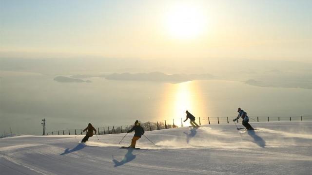 Biwako Valley琵琶湖滑雪場