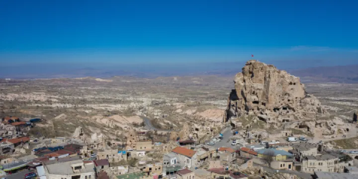 格雷梅羅馬城堡