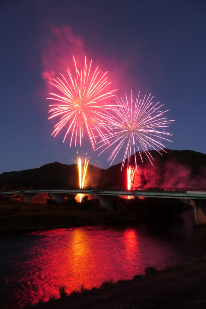 Ochiai Summer Evening Fireworks Festival | Maniwa