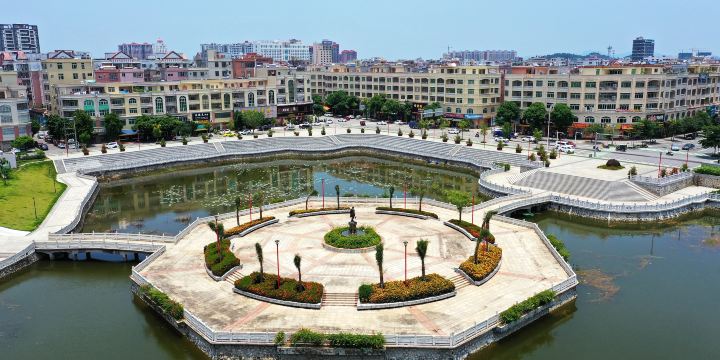 West Lake Park