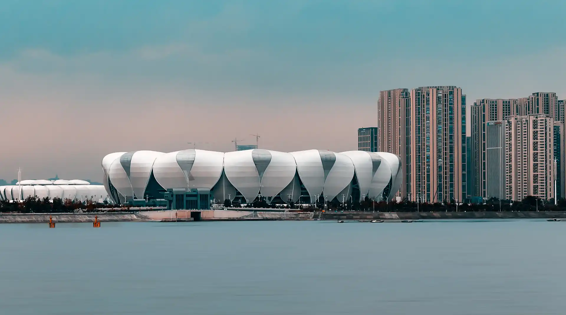 Hotels near City Balcony