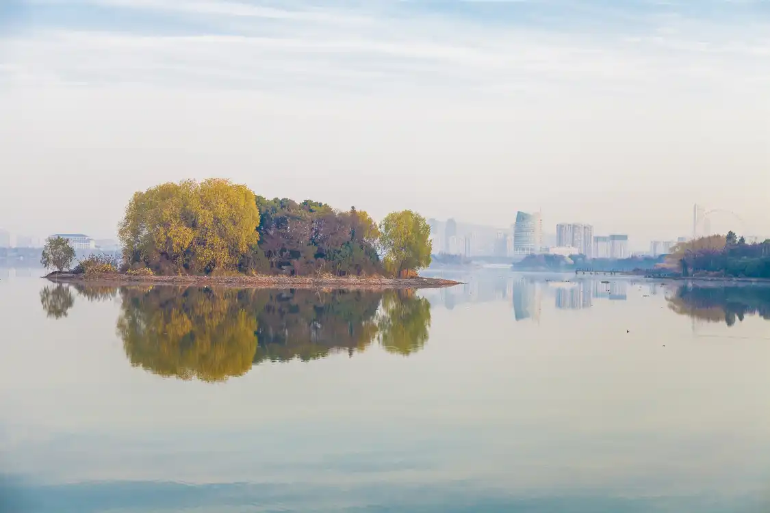 Hotels near Yuanshan Park