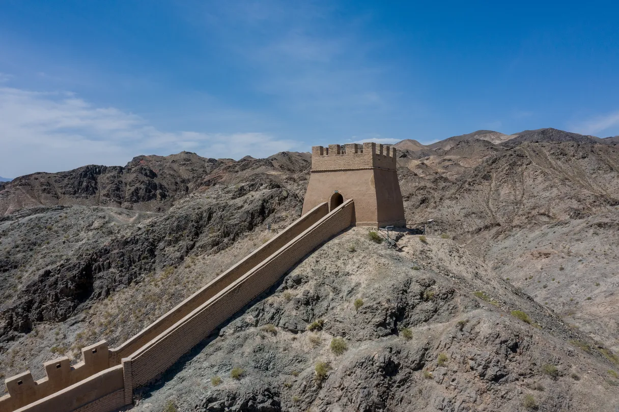 万里の長城の端っこはどこ？