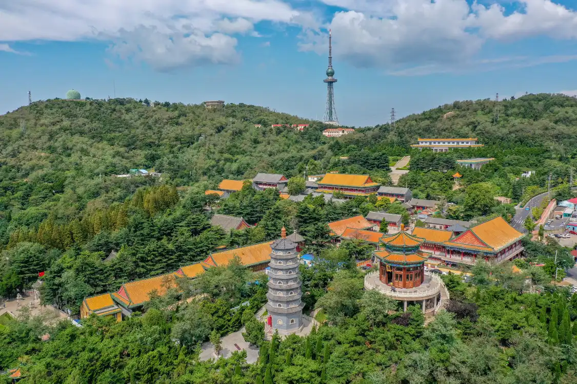 Hotels near Zhanshan Temple