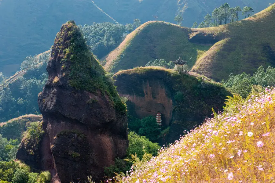 鹽源公母山