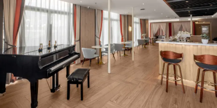 林芝後客東來酒店·後知咖啡