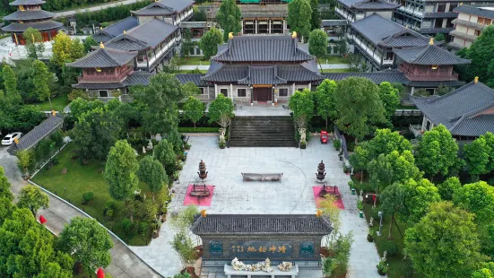 Xichong Phoenix Mountain Guifeng Temple