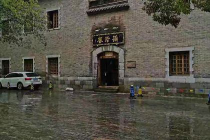 Ai Ruo Chun (KunMing JinBi Park)