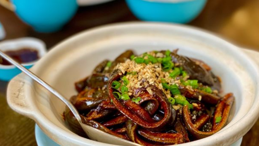 7 Eat 8 Bar Sunshine Restaurant