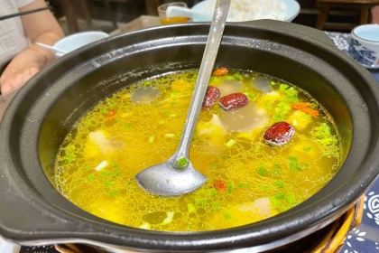 炊香·庭院餐厅(莫干山庾村店)