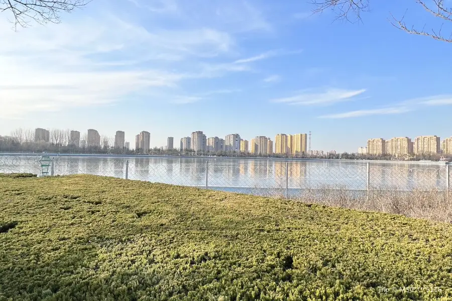 Nanhu Botanical Garden (South Gate)