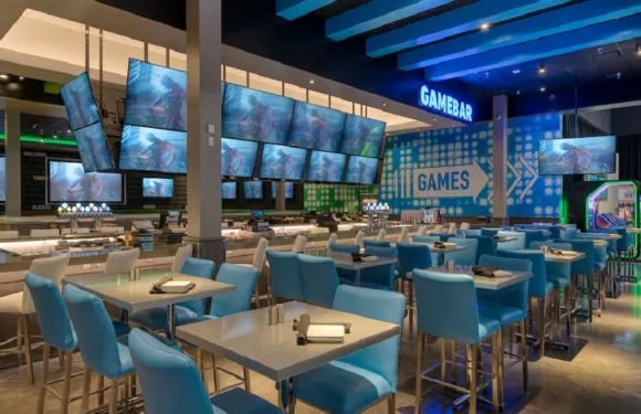 Dave & Buster's