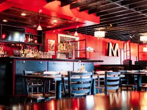 Maxie's