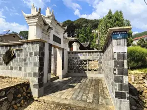 吉山