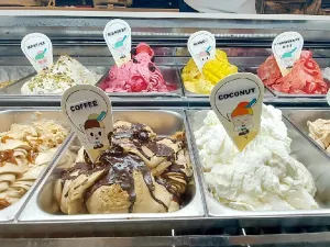 La Fragola Café & Gelateria