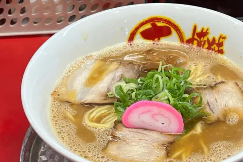 Marutaka Chukasoba, Kobe Ninomiya