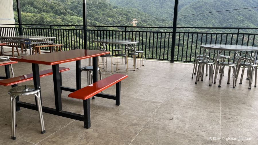 灵通山望山谷饭店