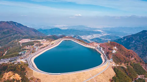 Jiangnan Tianchi attraction in Anji