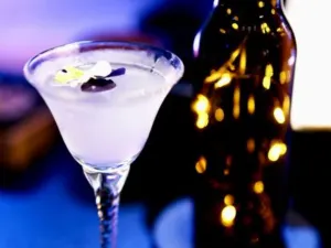 Suzie's Sky Bar