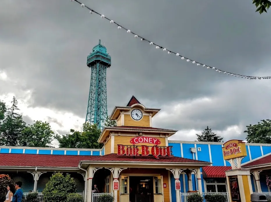 Coney Mall at Kings Island