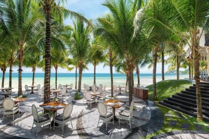 Red Rum - JW Marriott Phu Quoc Emerald Bay Resort & Spa