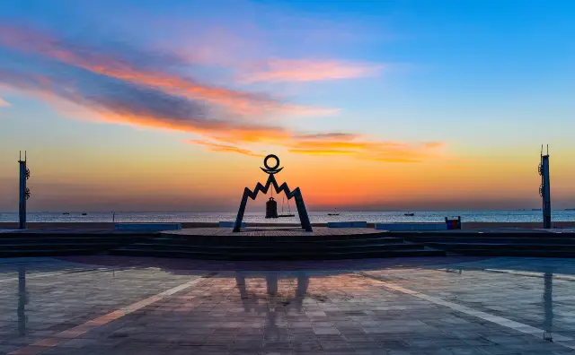 Sunrise Sightseeing in Rizhao