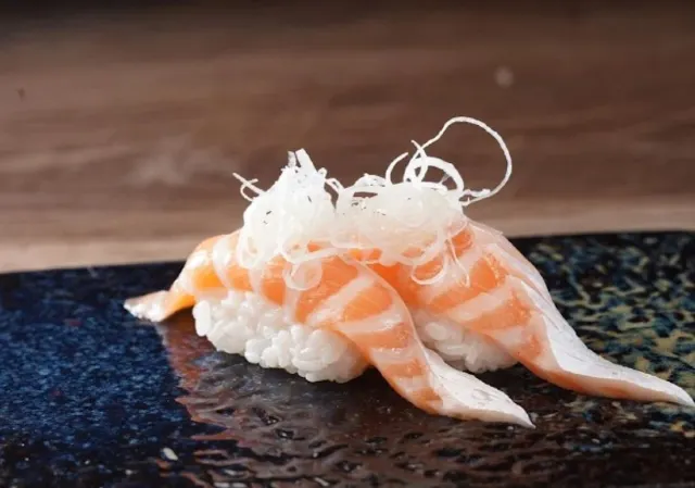 御滿屋日本料理的蝦壽司