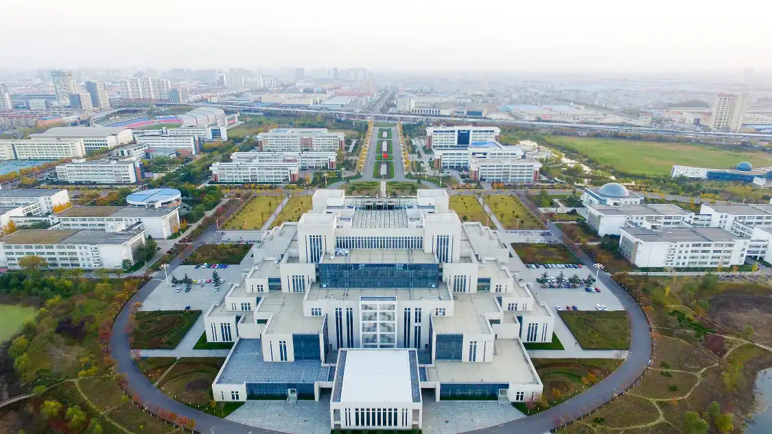 Hotels near Linyi University