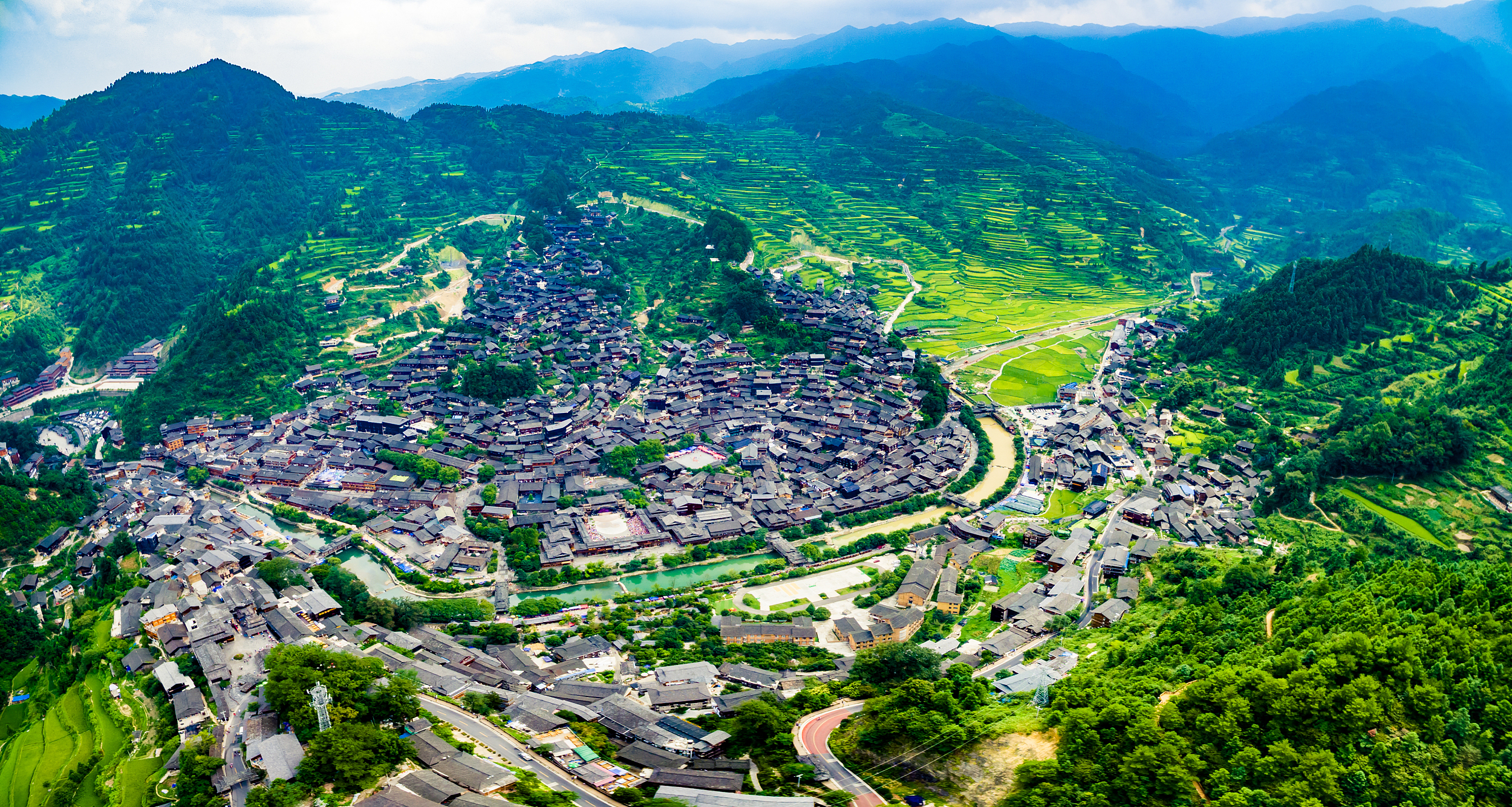 2025 Qiandongnan Travel Guide: Must-see attractions, popular food, hotels, transportation routes (updated in June)