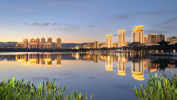 Город водных ресурсов Красной реки