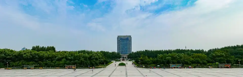4_鐵人廣場