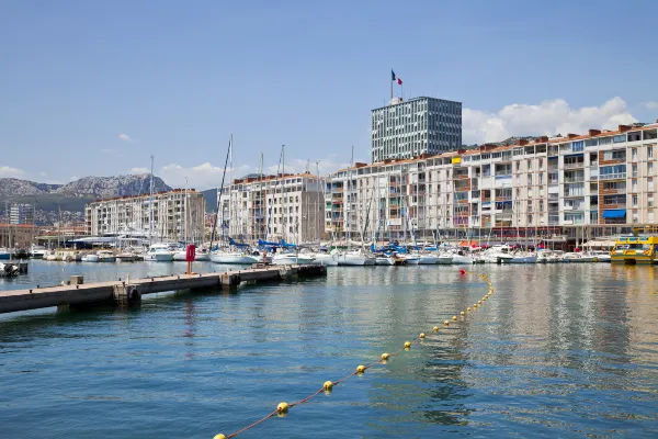 Hotels near Musee des Arts Asiatiques de Toulon