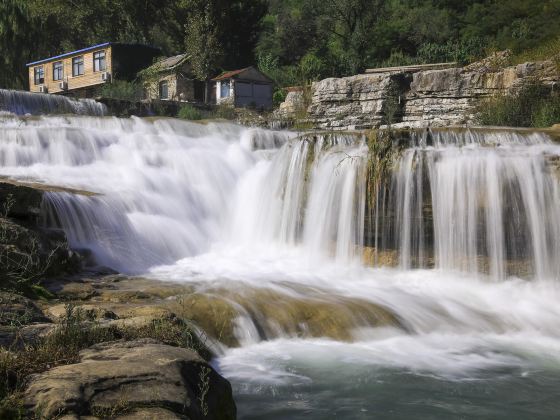 Ezhuang Pubu Qun Sceneic Area