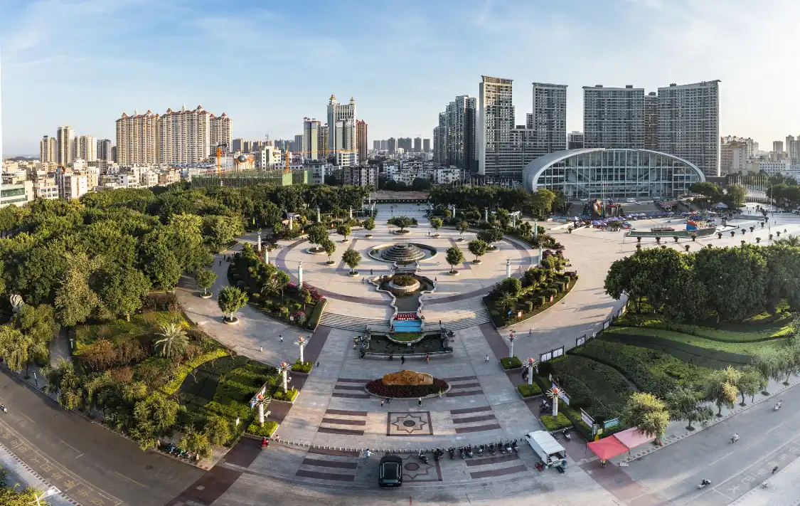 Hotels near Yulin International Convention and Exhibition Center