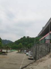 Fenghuangshan Cultural Square