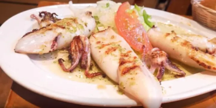 El Muelle Del Barrio Pesquero