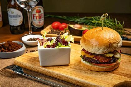 西昌邛海賓館·水雲間湖畔西餐廳