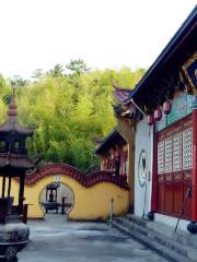 Jing'an Temple Taohua Hut (Houtong)