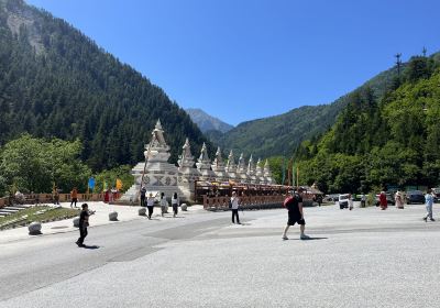 Shuzheng Stockaded Village