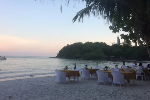 Vongdeuan Restaurant