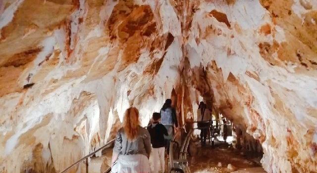 Toirano Cave