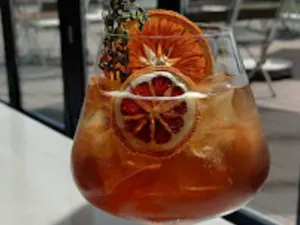 Atlon Bar & Bistro