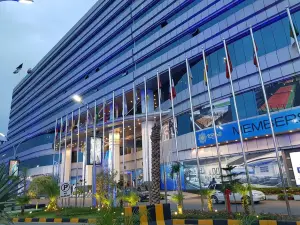 Giga Mall