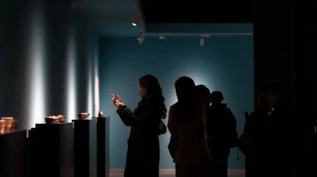 《此木生言》建水紫陶與淡水柴燒藝術對話展 | 青藤美術館