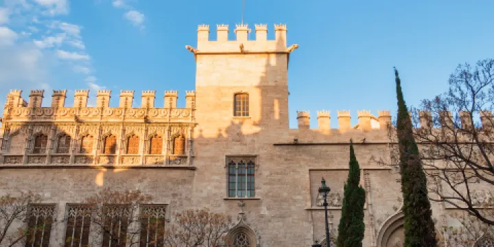 巴倫西亞絲綢交易廳