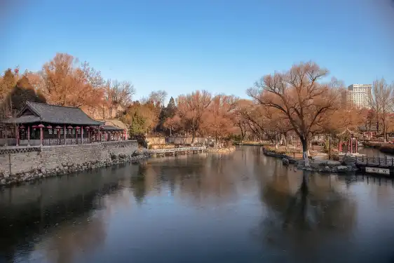 Hotels near Fangongting Park